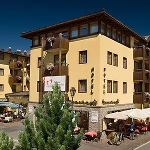Touring Hotell